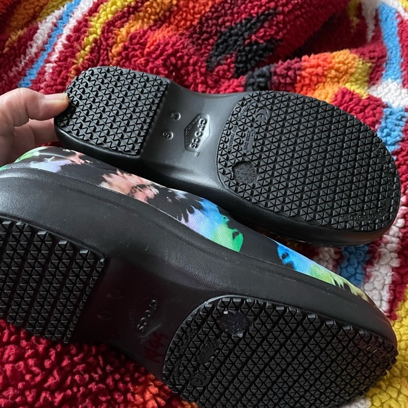 Crocs Go Work Neria pro 11 dual comfort tie dye medical nursing clogs NEW 6 - Picture 7 of 9